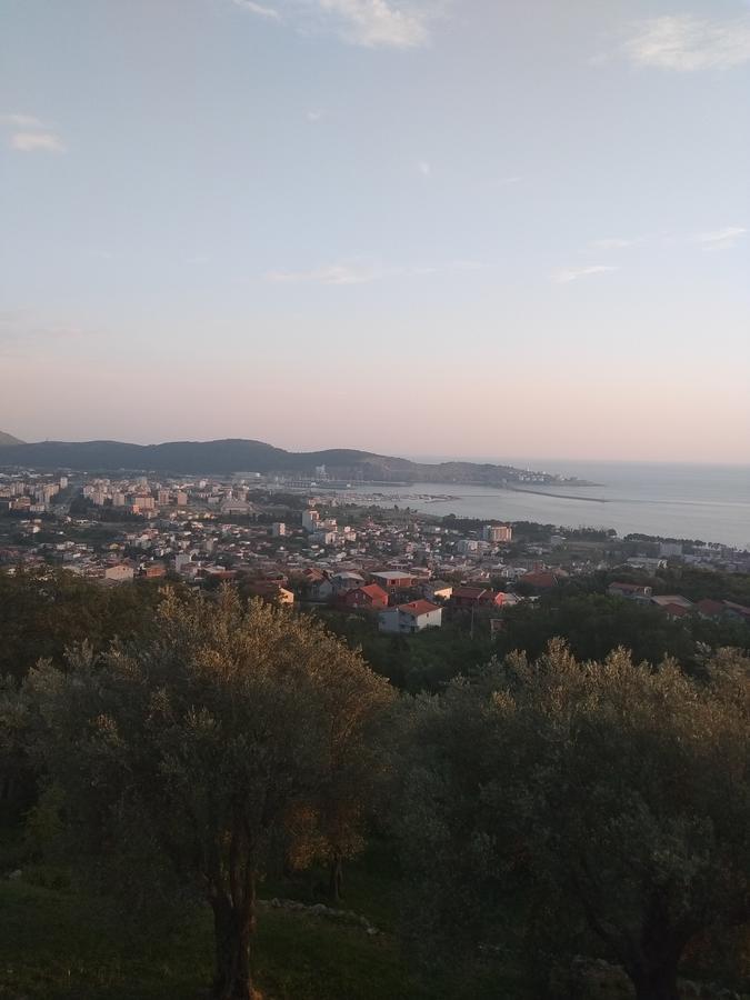 Apartman "Marko" Бар Екстер'єр фото